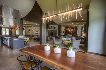 Clubhouse dining